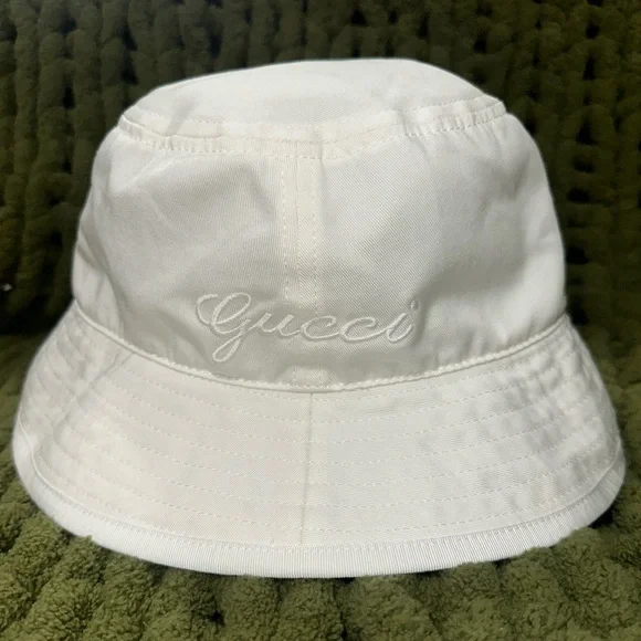 Gucci | Accessories | Authentic White Gucci Bucket Hat Size  display picture 3